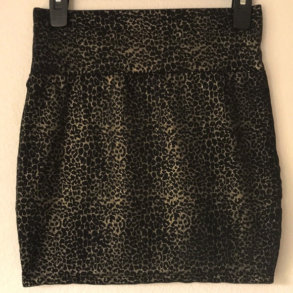 Leopard 🐆 print skirt - Picture 3 of 11